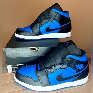 Air Jordan 1 Mid Royal Toe Size 12M